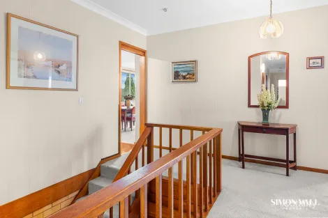 Property photo of 15 Rembrandt Drive Merewether Heights NSW 2291