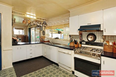 Property photo of 2 Balfour Place Melton West VIC 3337