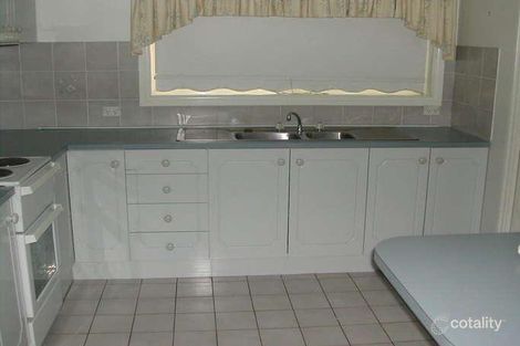 Property photo of 2/16 Echuca Place Cowra NSW 2794