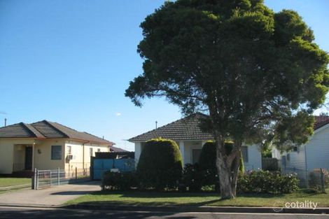 8 Lupin Ave, Fairfield East, NSW 2165