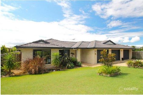 Property photo of 4 Lennox Lane Sandstone Point QLD 4511