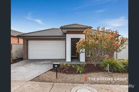 Property photo of 21 Red Fox Boulevard Brookfield VIC 3338