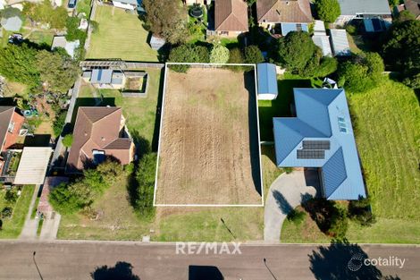 21 Bronsdon St, Lakes Entrance, VIC 3909