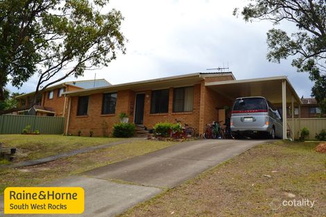 Property photo of 10 John Taggart Close South West Rocks NSW 2431