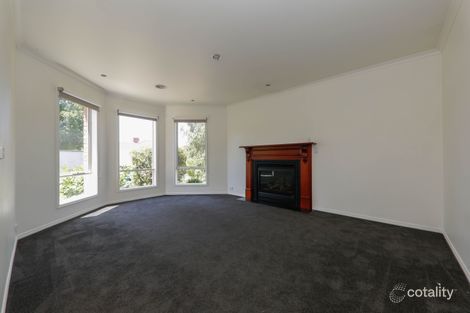 Property photo of 42 McCubbin Way Berwick VIC 3806