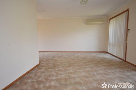 Property photo of 3 Winifred Road Mooroolbark VIC 3138