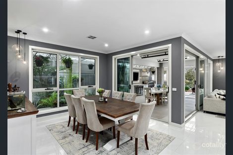 Property photo of 68 Gec Boulevard Fraser Rise VIC 3336