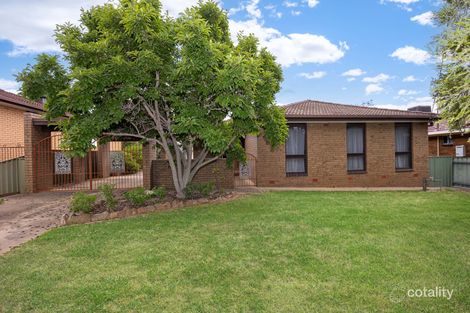 32 Temerloh Ave, Tolland, NSW 2650