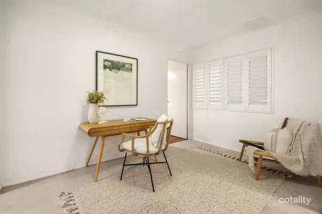 Property photo of 15 Kowhai Street Kenmore QLD 4069