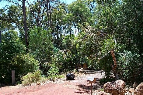 13 Vernallan Way, Lesmurdie, WA 6076