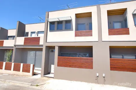 67 Lambeth St, Kensington, VIC 3031