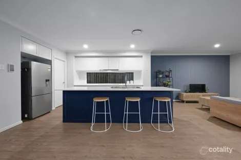 Property photo of 10 Catherine Street Augustine Heights QLD 4300