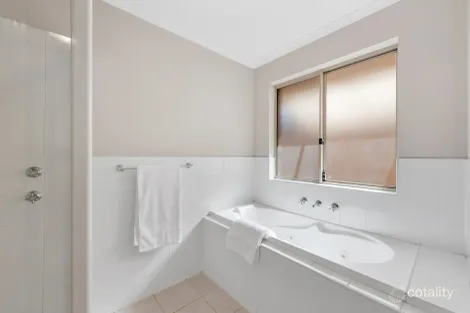 Property photo of 5 Nenke Lane Freeling SA 5372