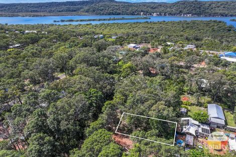60 Cook Ave, Russell Island, QLD 4184