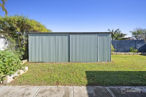 Property photo of 5 Skipjack Way Warnbro WA 6169