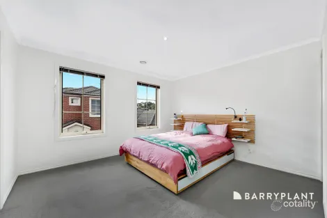 Property photo of 4/22 Old Plenty Road South Morang VIC 3752