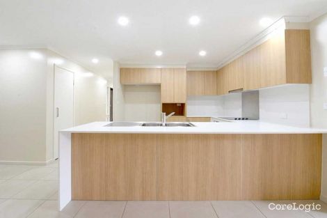 Property photo of 11 Squeers Place Ambarvale NSW 2560