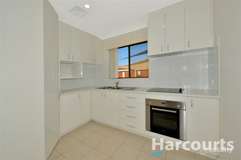 14/10 Hungerford Ave, Halls Head, WA 6210