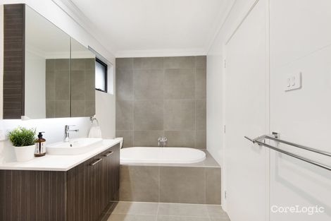 Property photo of 29 Satinwood Crescent Bonnyrigg NSW 2177