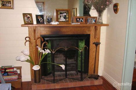 Property photo of 21 Braeside Road Emerald QLD 4720