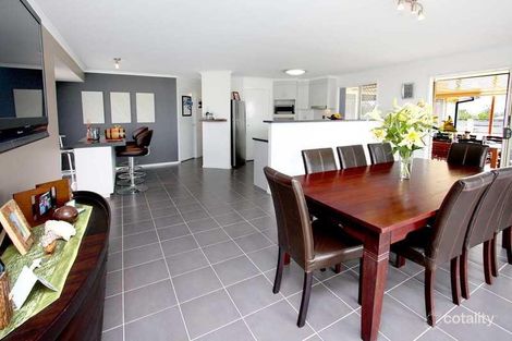 Property photo of 42 Lakeview Drive Deebing Heights QLD 4306