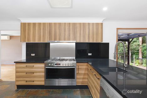 Property photo of 16 Childs Close Green Point NSW 2251