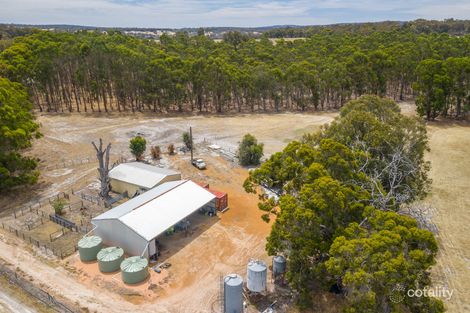 320 Hill Rd, Bakers Hill, WA 6562