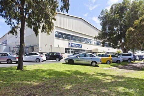 300-310 Treasure Rd N, Welshpool, WA 6106