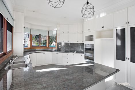 Property photo of 3 Racecourse Road Bright VIC 3741