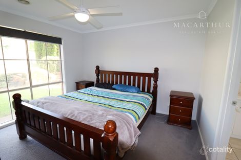 Property photo of 15 Lyndoch Place Bourkelands NSW 2650
