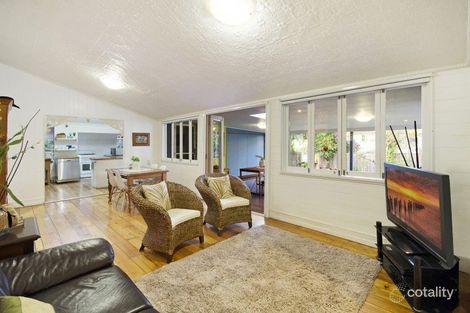 Property photo of 25 Clarendon Street Hyde Park QLD 4812