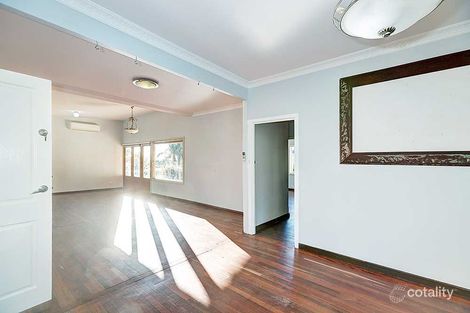 Property photo of 23 Clianthus Way Koongamia WA 6056