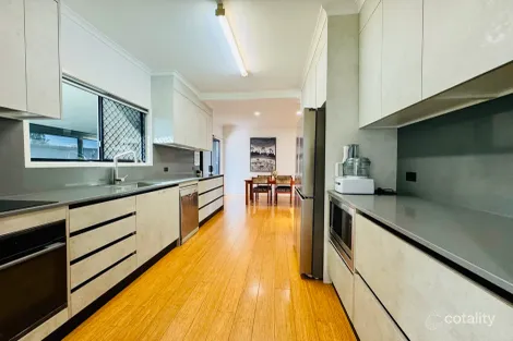 1 Hart Ct, Moranbah, QLD 4744