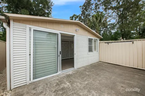 40 Murrumbidgee Cres, Bateau Bay, NSW 2261