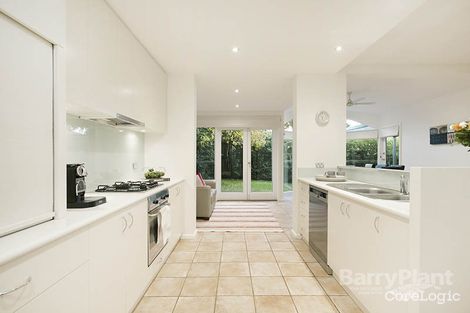 Property photo of 29 Grantley Drive Glen Waverley VIC 3150