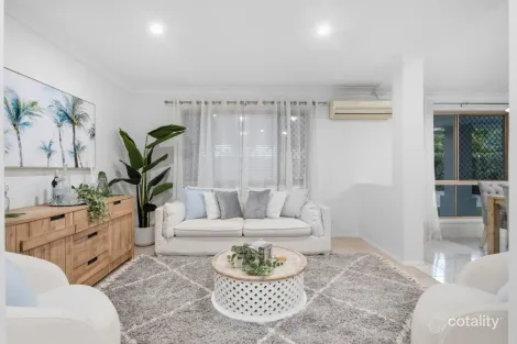 Property photo of 10 Macleay Place Thornlands QLD 4164