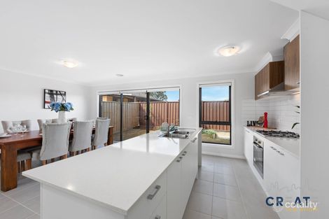 Property photo of 12 Melton Avenue Sunshine North VIC 3020