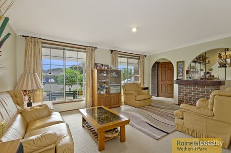 Property photo of 4 Batlow Place Bossley Park NSW 2176