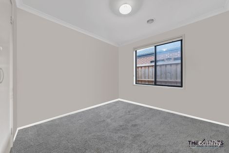 Property photo of 11 Folkestone Road Werribee VIC 3030
