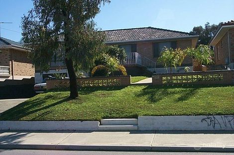 20 Simper Cres, White Gum Valley, WA 6162