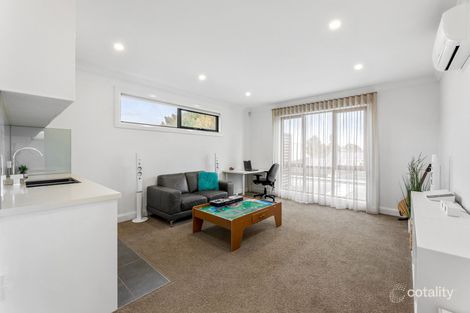 Property photo of 1/53 Woornack Road Carnegie VIC 3163