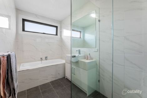 Property photo of 1/53 Woornack Road Carnegie VIC 3163