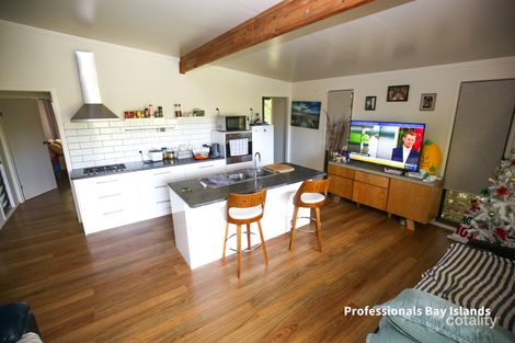 Property photo of 18 Cowes Street Macleay Island QLD 4184