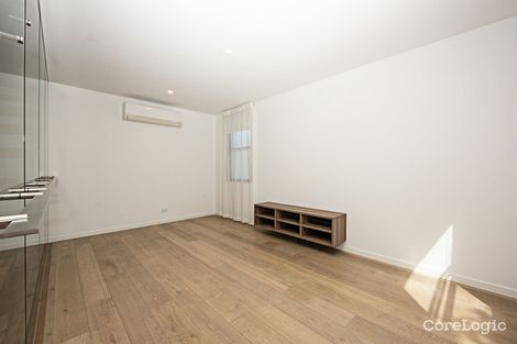 Property photo of 1/18 Canterbury Road Toorak VIC 3142