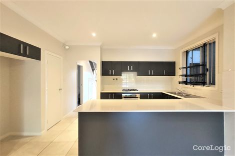 Property photo of 31 Caddies Boulevard Rouse Hill NSW 2155