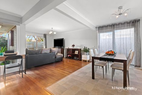 Property photo of 10 Eurella Crescent Rowville VIC 3178