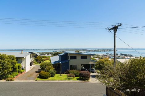 Property photo of 12 The Mount Drive San Remo VIC 3925