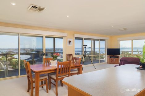 Property photo of 12 The Mount Drive San Remo VIC 3925