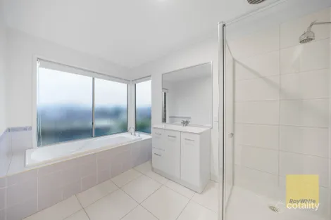 Property photo of 27 Jamieson Way Point Cook VIC 3030