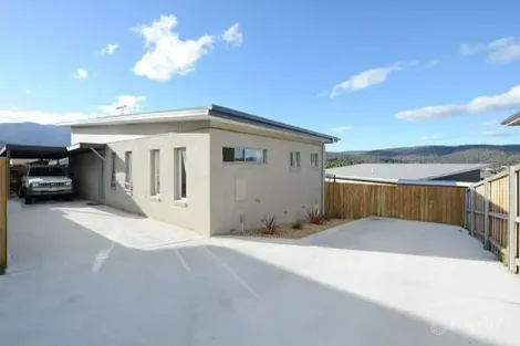 2/54 Ineke Dr, Kingston, TAS 7050